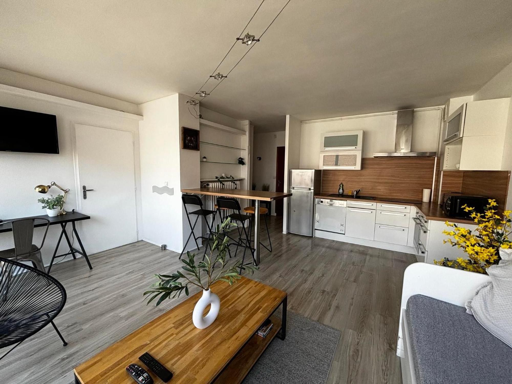 Appartement Hypercentre A 2 Min Du Lac Анси Экстерьер фото